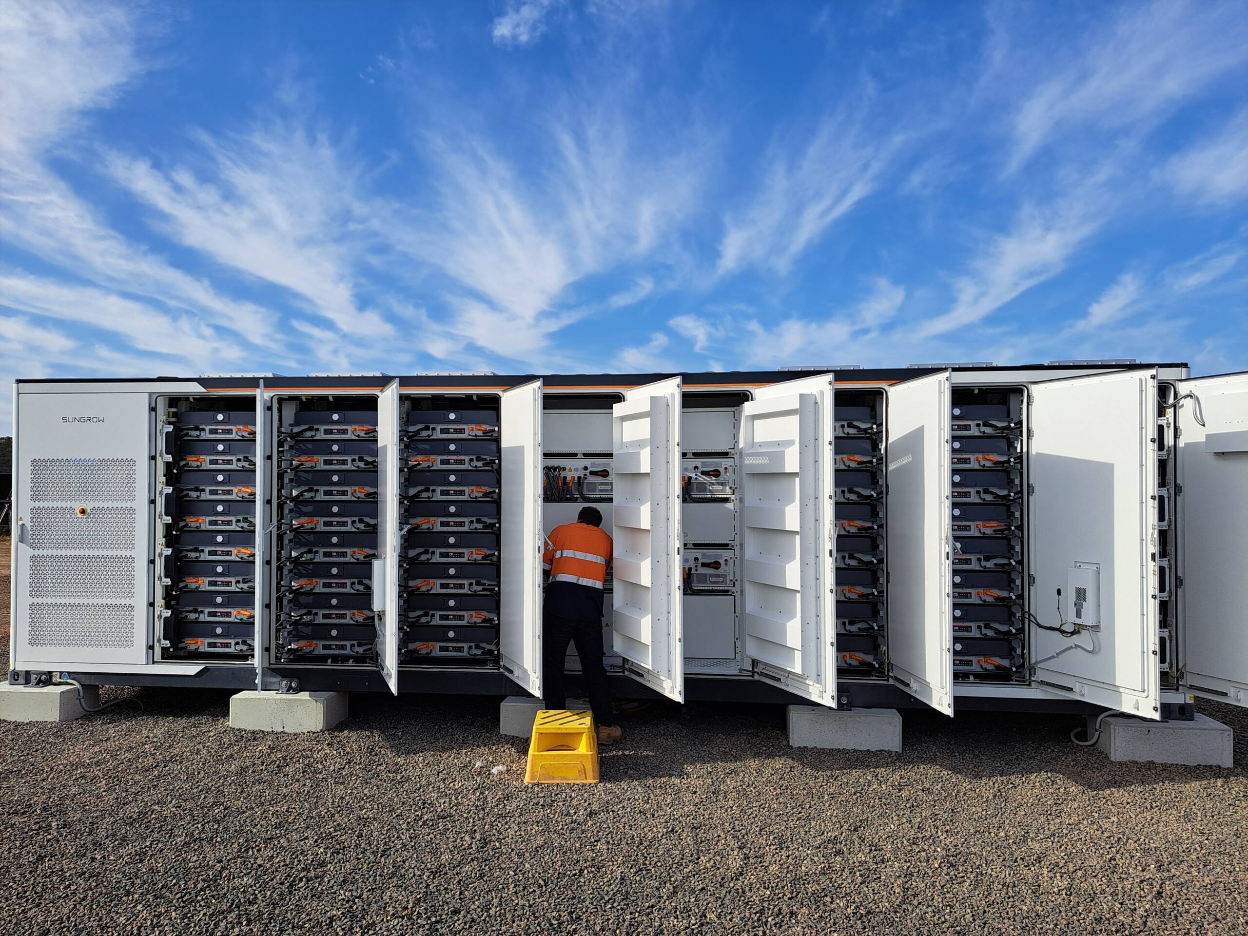 Battery Energy Storage System – CleanPeak Energy